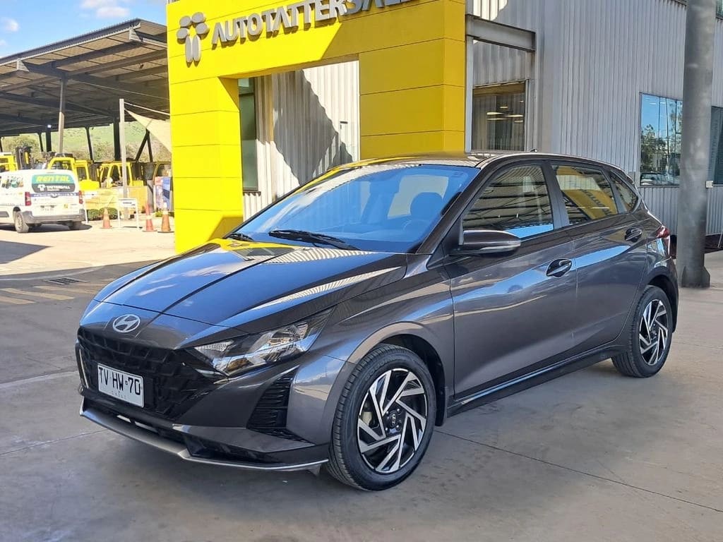 Hyundai I20 Plus 1.4 B13 Mt 4x2 año 2025 Hyundai I20 Plus 1.4 B13 Mt 4x2 año 2025