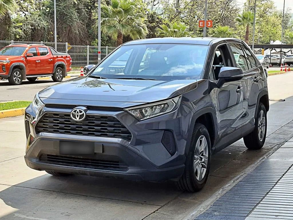 Toyota Rav4 Le año 2023