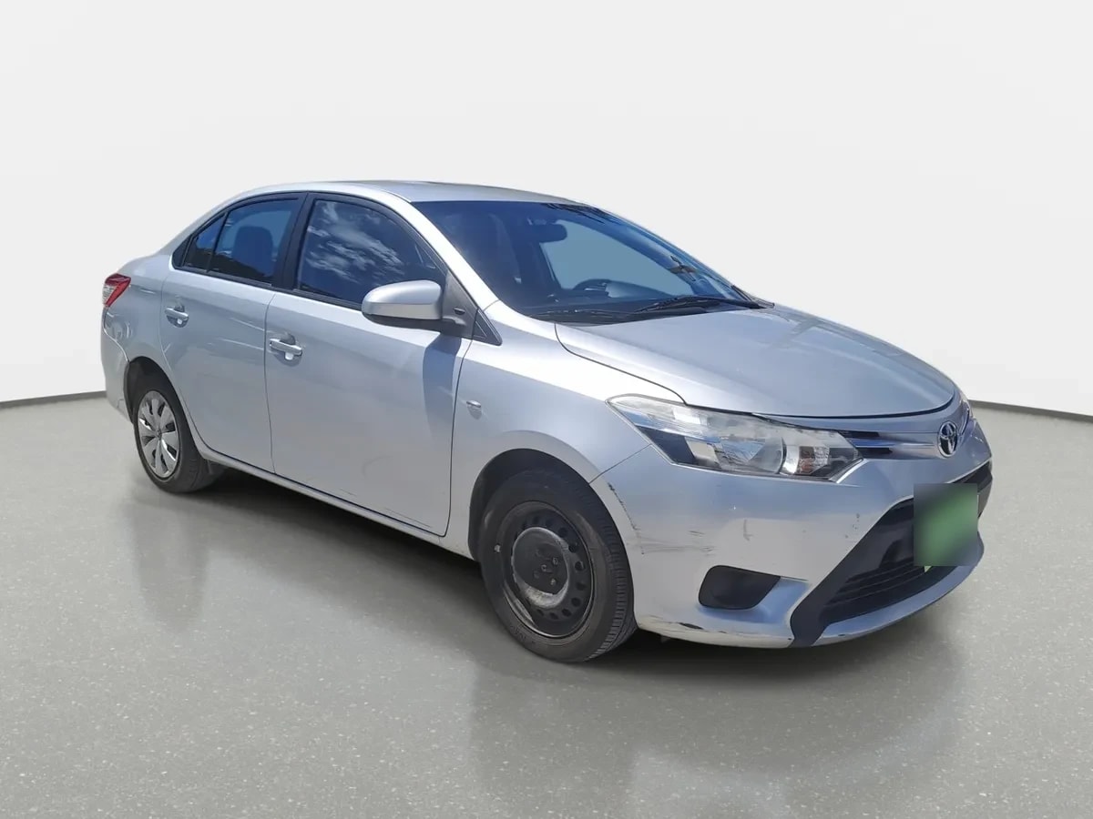 Toyota Yaris 1.5 Gli E 4x2 Mt 4p año 2017