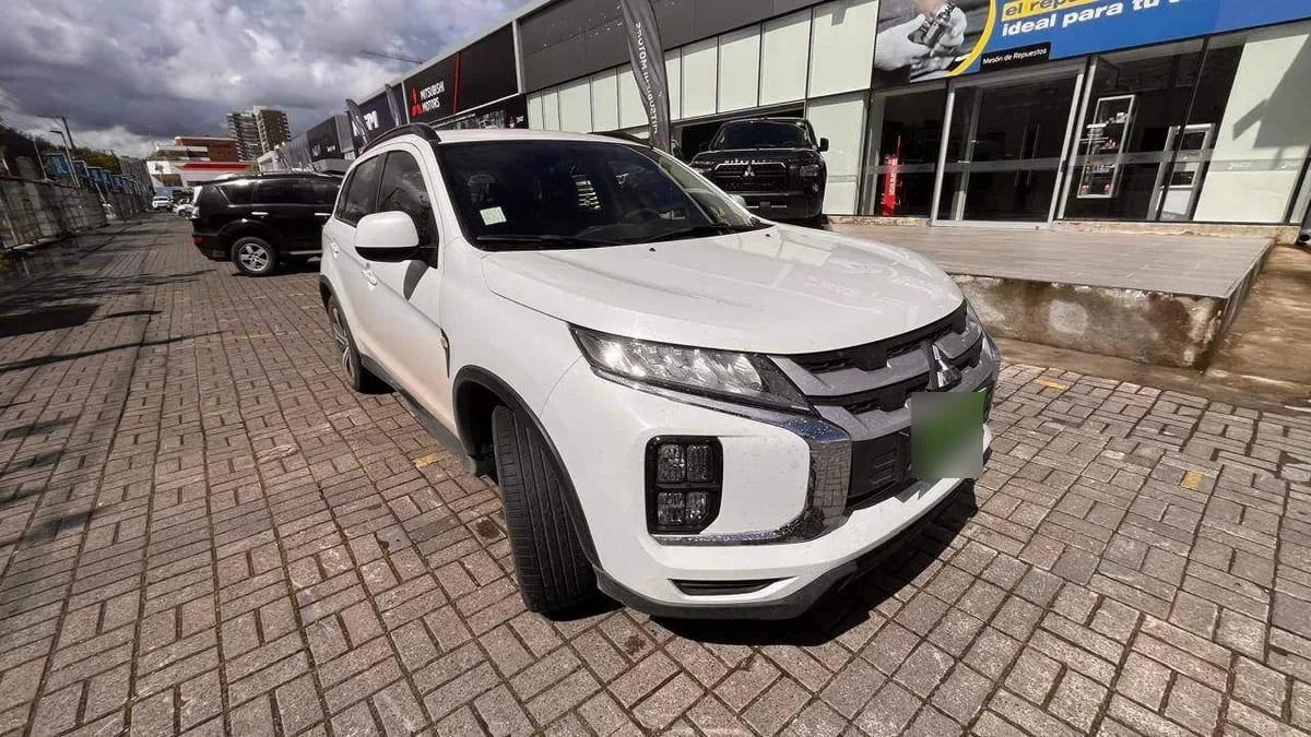 Mitsubishi Asx 1.6 Gls 4x2 Mt 5p año 2022 Mitsubishi Asx 1.6 Gls 4x2 Mt 5p año 2022
