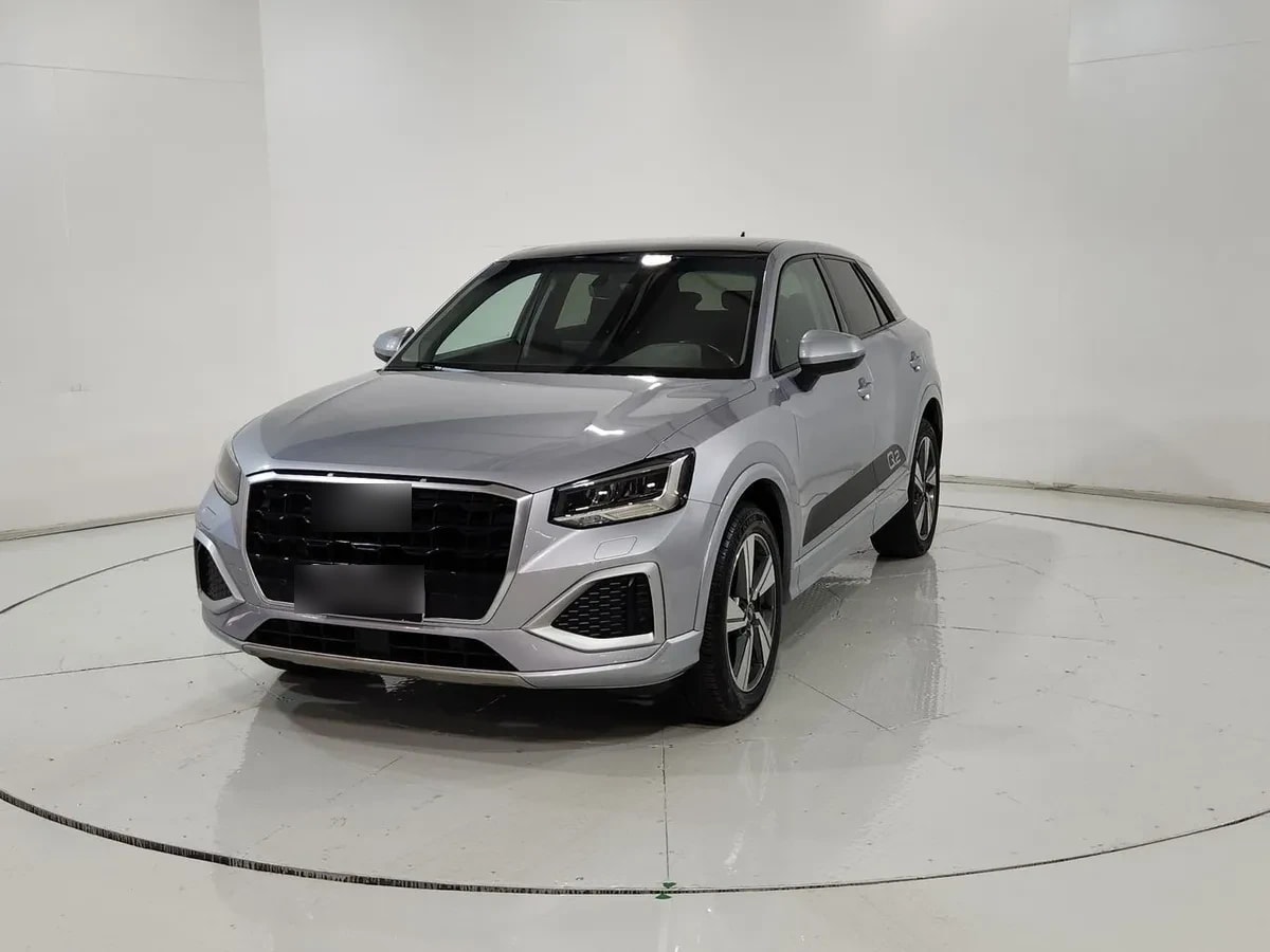 AUDI Q2  año 2022