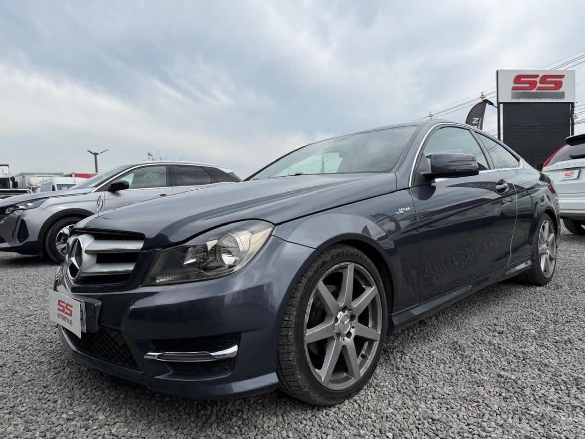 Mercedes-Benz C180 1.6 Blueeficiency Coupé Sport año 2015