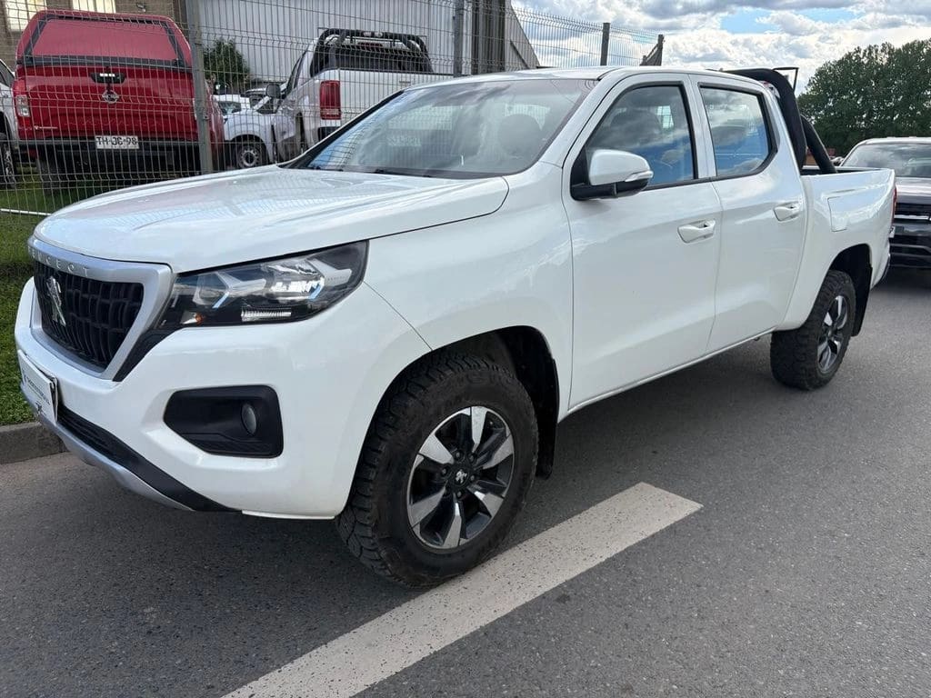 Peugeot Landtrek 1.9 4x4 Mt año 2023