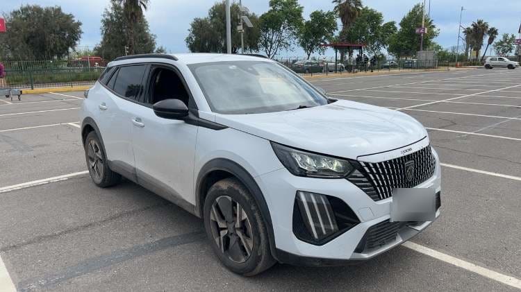 Peugeot 2008 1.2 Allure Pack Puretech 130hp 4x2 Eat8 5p año 2024 Peugeot 2008 1.2 Allure Pack Puretech 130hp 4x2 Eat8 5p año 2024