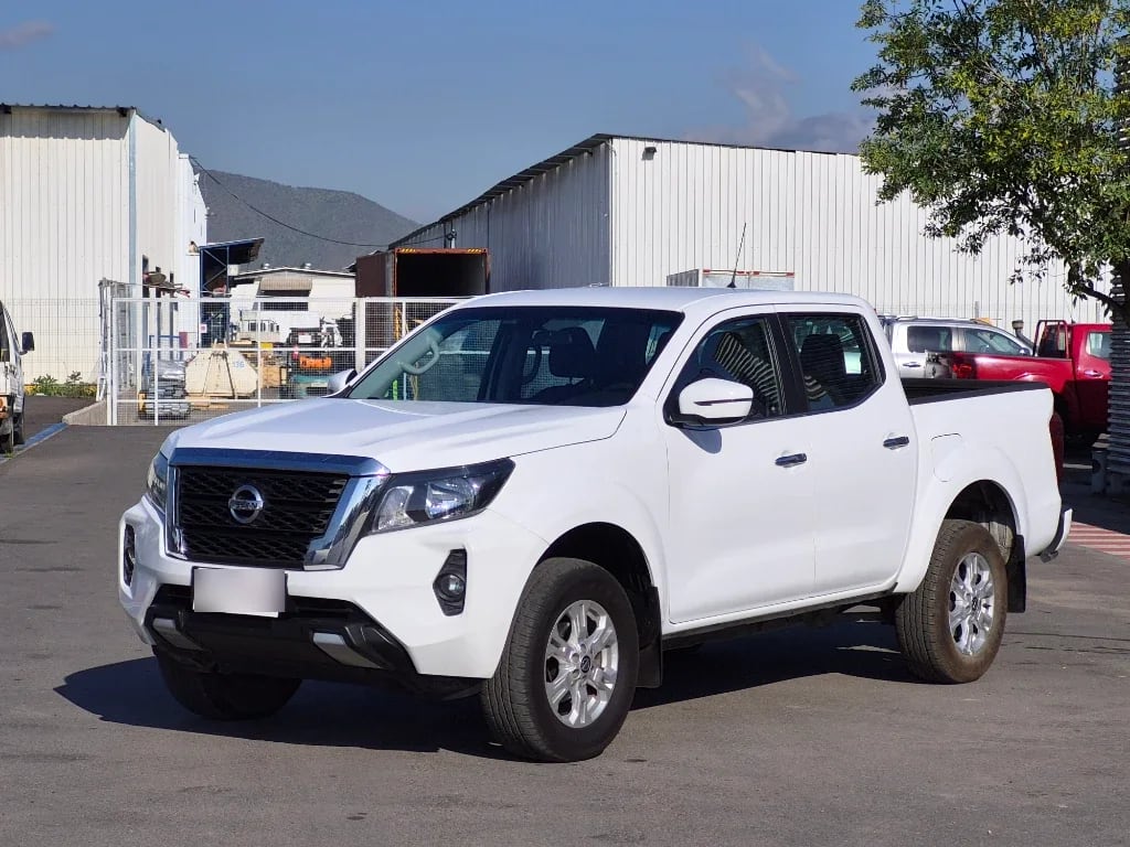 Nissan Navara Dc 4x2 2.3tdi Xe año 2022