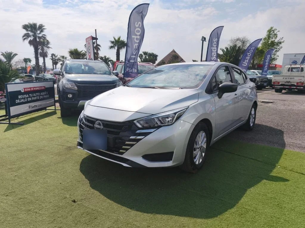 Nissan Versa 1.6 Sense 4x2 Mt 4p año 2025
