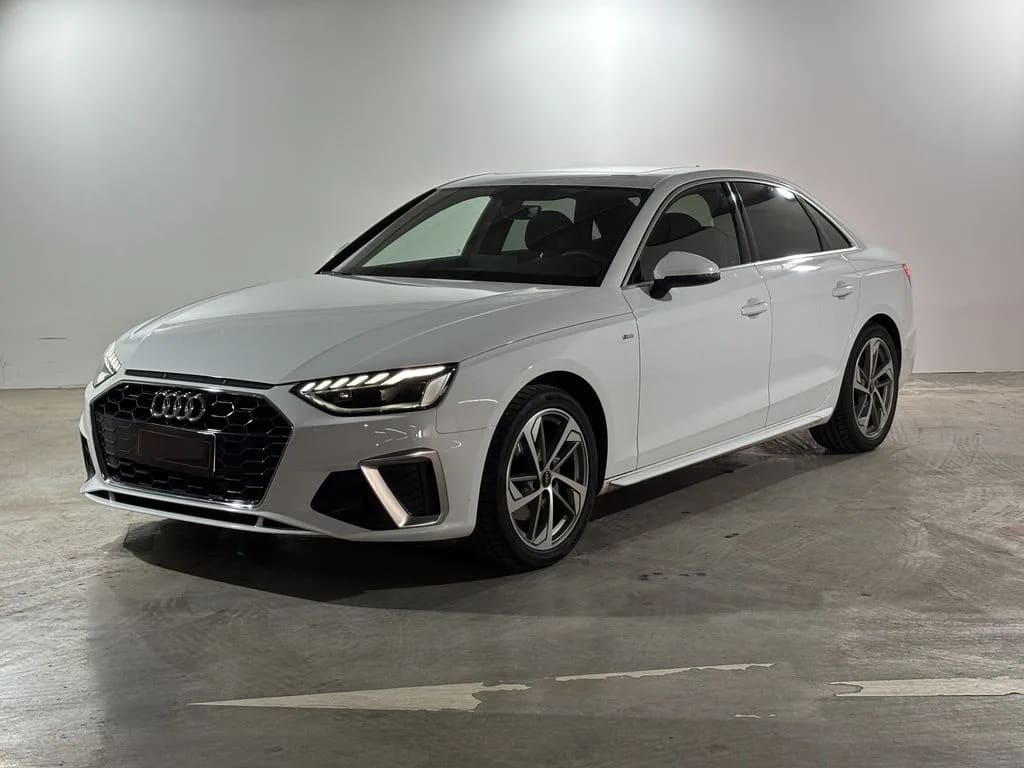 Audi A4 40 Tfsi Sport año 2025