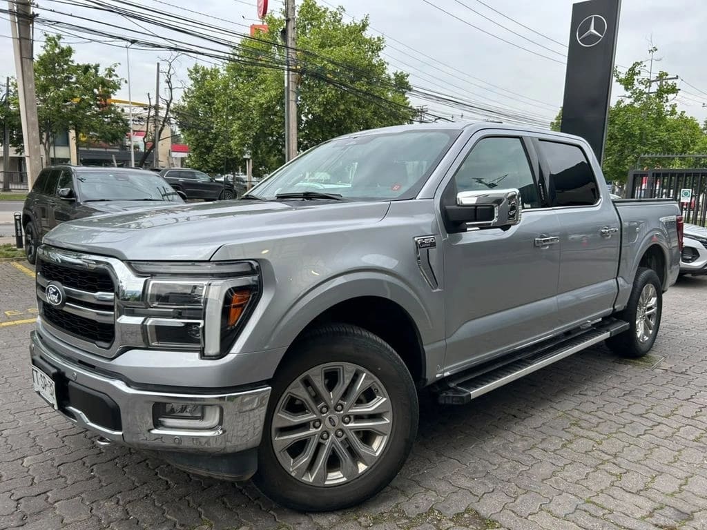 Ford F-150 Lariat Lux 4x4 5.0 Aut año 2025 Ford F-150 Lariat Lux 4x4 5.0 Aut año 2025
