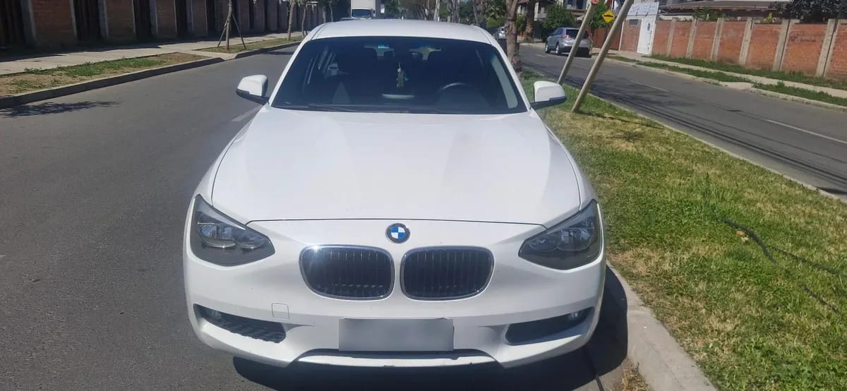 BMW 116I 1.6 Gasolina Traccion Trasera año 2013