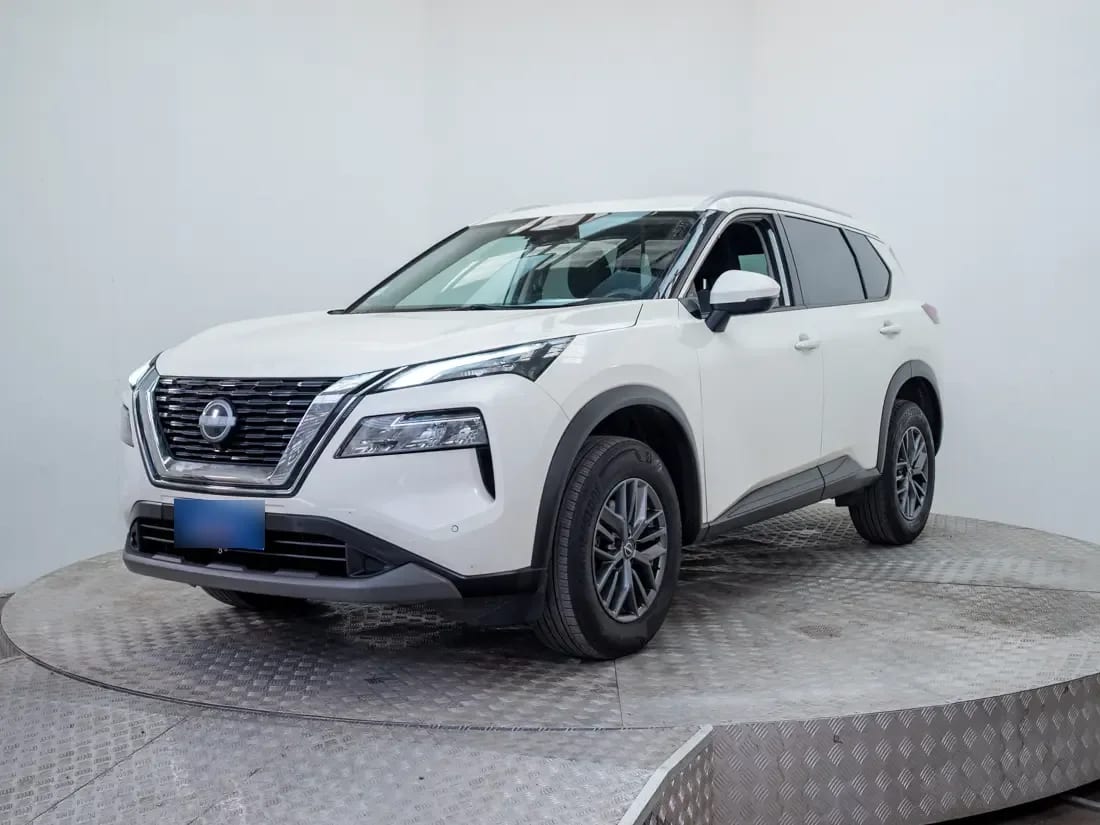 Nissan X-Trail 2.5 Sense 4x2 3row Cvt At 5p año 2024 Nissan X-Trail 2.5 Sense 4x2 3row Cvt At 5p año 2024