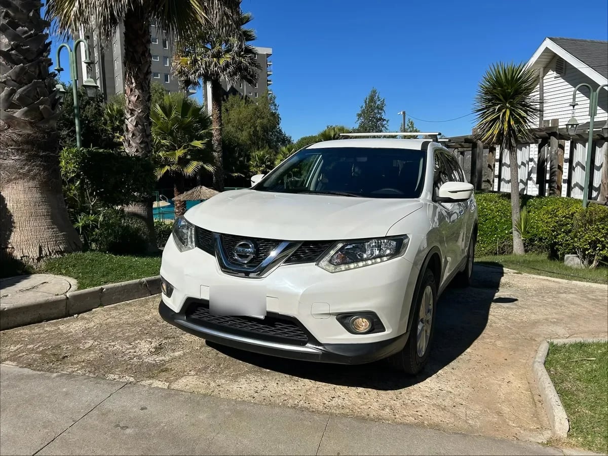 NISSAN X-TRAIL 2.5 Sense Cvt At 4x2 año 2016