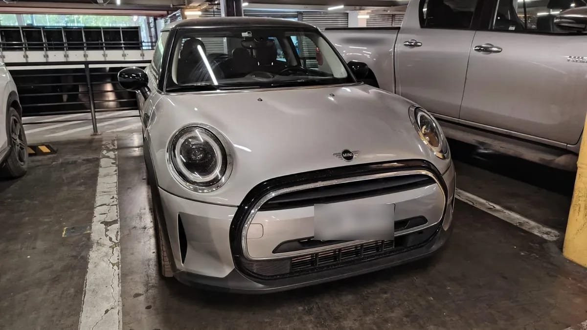 MINI COOPER 1.5 Classic 3 Puertas At año 2023 MINI COOPER 1.5 Classic 3 Puertas At año 2023