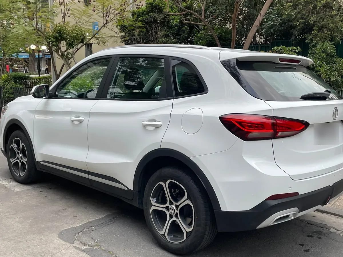 MG ZS 1.5 Com Mt año 2026