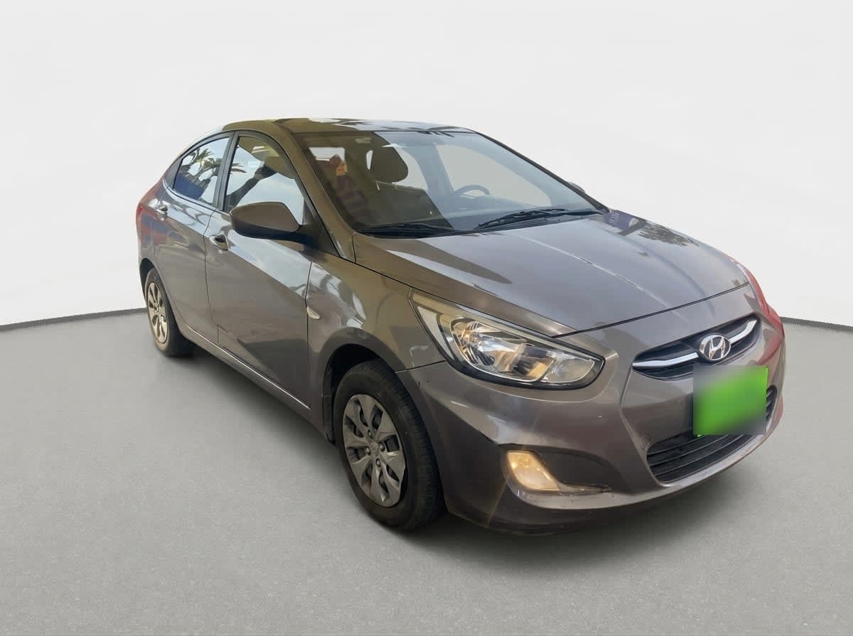 Hyundai Accent 1.4 Gl 4x2 Ac 2ab Mt 4p año 2018