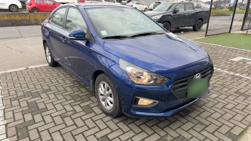 Hyundai Verna 1.4 Cb Plus 4x2 Mt5 4p año 2022 Hyundai Verna 1.4 Cb Plus 4x2 Mt5 4p año 2022