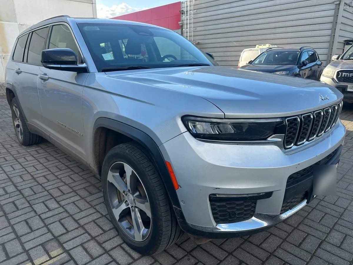 Jeep Grand Cherokee 3.6 Limited L 4wd 3row At 5p año 2024 Jeep Grand Cherokee 3.6 Limited L 4wd 3row At 5p año 2024