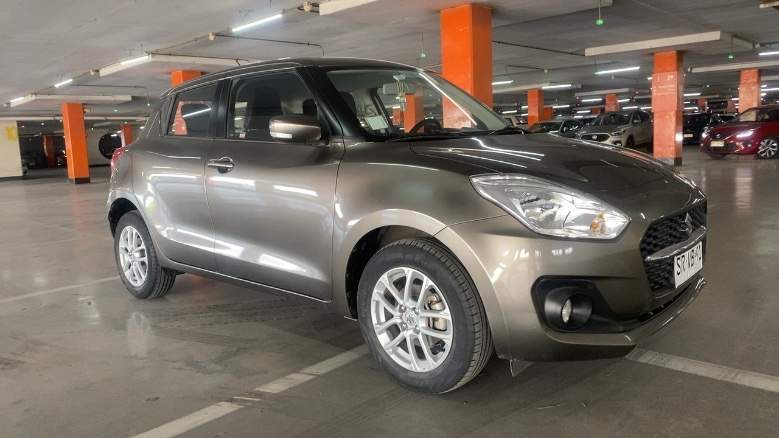 Suzuki Swift 1.2 Gl Sport 4x2 Hb Mt 5p año 2023 Suzuki Swift 1.2 Gl Sport 4x2 Hb Mt 5p año 2023