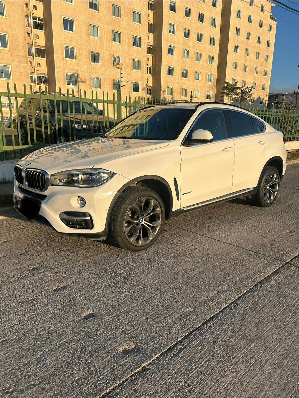 BMW X6 3.0 Xdrive35i M Sport At 4x4 año 2020 BMW X6 3.0 Xdrive35i M Sport At 4x4 año 2020