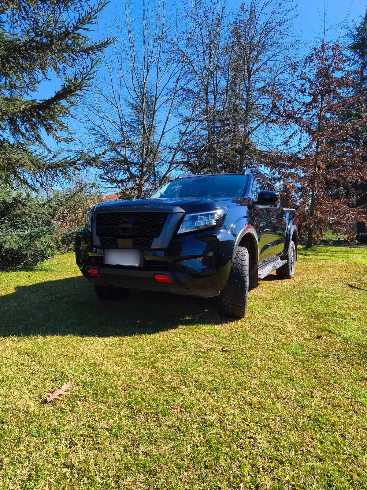 Nissan Navara 2.3 Dc Pro4x At 4x4 Diesel año 2023 Nissan Navara 2.3 Dc Pro4x At 4x4 Diesel año 2023