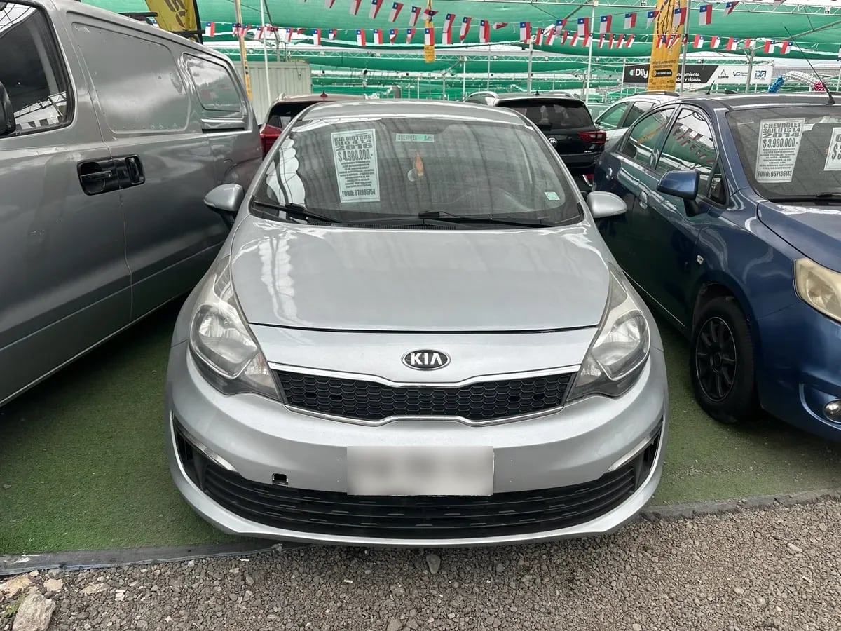 KIA MOTORS RIO 4 1.4 Ex Dab Abs Mt año 2016 KIA MOTORS RIO 4 1.4 Ex Dab Abs Mt año 2016