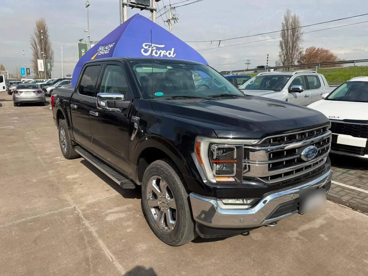 Ford F-150 5.0 Lariat Luxury Cc Dob. Cab. 4x4 At 4p año 2023 Ford F-150 5.0 Lariat Luxury Cc Dob. Cab. 4x4 At 4p año 2023