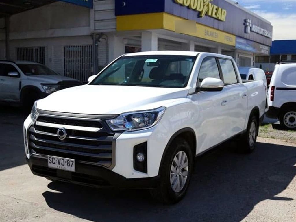 Ssangyong Grand Musso 2.2 4x2 Mt año 2022 Ssangyong Grand Musso 2.2 4x2 Mt año 2022