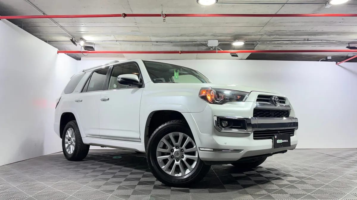 Toyota 4runner 4.0 Limited At 4x4 año 2025 Toyota 4runner 4.0 Limited At 4x4 año 2025