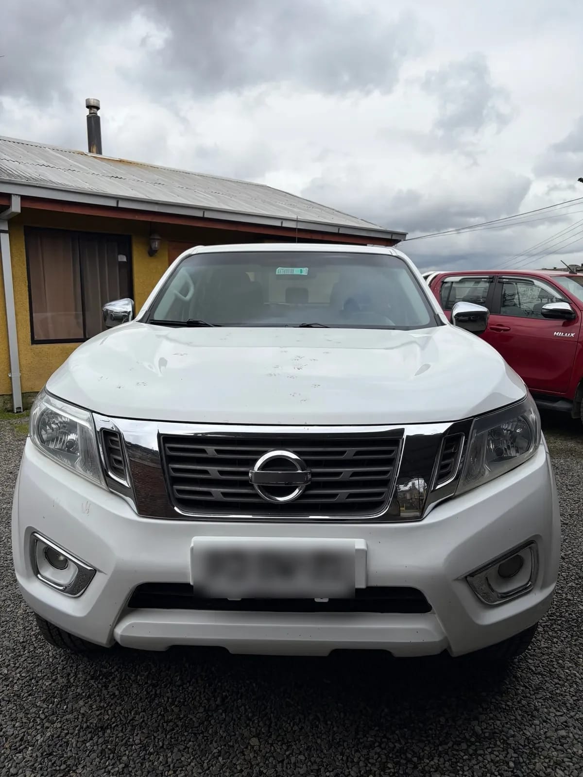 NISSAN NP300 Dcab 2.3d año 2021 NISSAN NP300 Dcab 2.3d año 2021