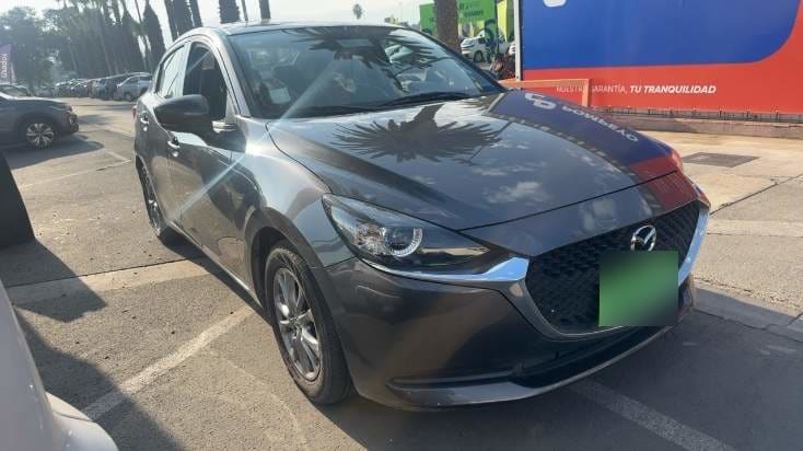 Mazda 2 1.5 S 4x2 Sdn 6mt 4p año 2023 Mazda 2 1.5 S 4x2 Sdn 6mt 4p año 2023