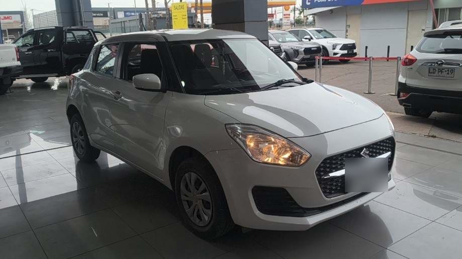 Suzuki Swift 1.2 Gl 4x2 Hb Mt 5p año 2023 Suzuki Swift 1.2 Gl 4x2 Hb Mt 5p año 2023