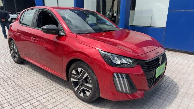 Peugeot 208 1.2 Mca Puretech 75 Active 4x2 Mt 5p año 2024