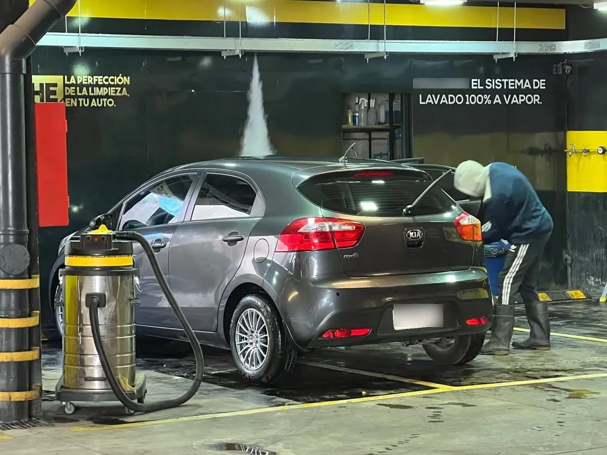 KIA MOTORS RIO 5 1.4 Ex Sport Mt año 2013 KIA MOTORS RIO 5 1.4 Ex Sport Mt año 2013