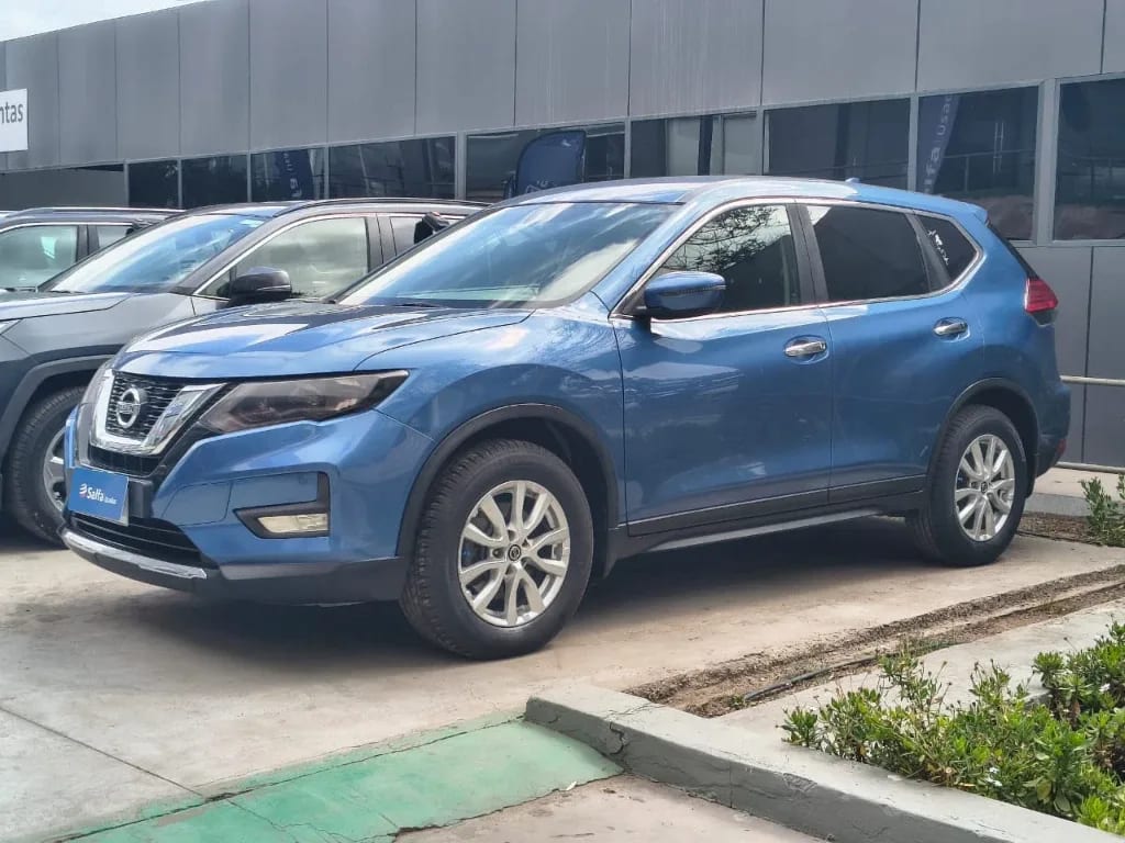 Nissan X-Trail 2.5 Sense 4x2 3row Cvt At 5p año 2021 Nissan X-Trail 2.5 Sense 4x2 3row Cvt At 5p año 2021