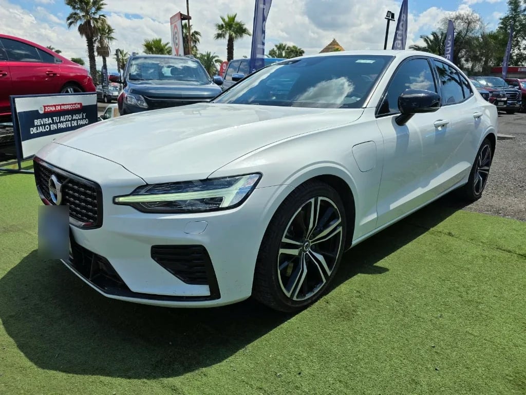 Volvo S60 Ii T8 R-Design Awd 2.0 Aut año 2021