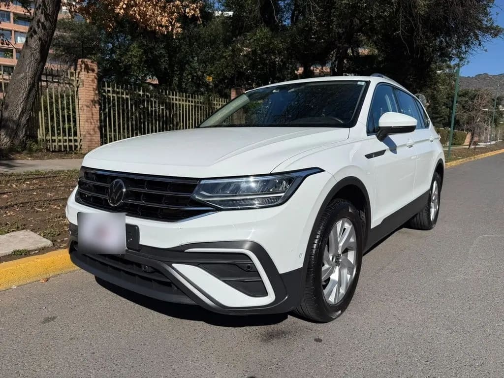 Volkswagen Tiguan 1.4 At Comfortline 7a año 2024 Volkswagen Tiguan 1.4 At Comfortline 7a año 2024