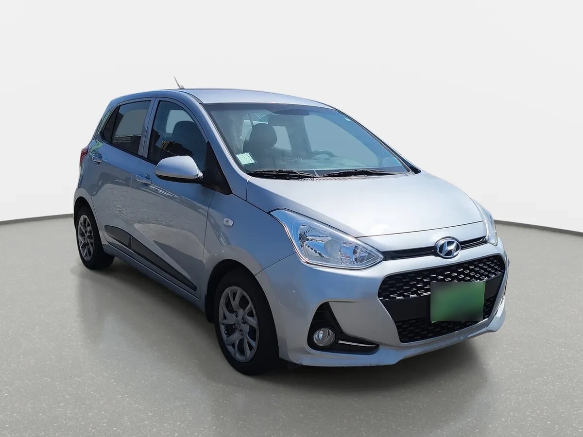Hyundai Grand I10 1.2 Gls 4x2 Hb Ac 2ab Mt 5p año 2020
