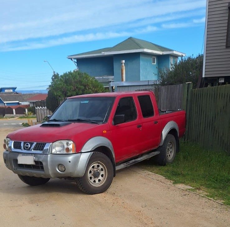 NISSAN TERRANO 2.5 Pick Up Dx Mt 4x2 Diesel año 2012