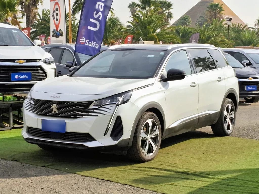 Peugeot 5008 1.6 Gt Puretech 4x2 180 Eat8 5p año 2022