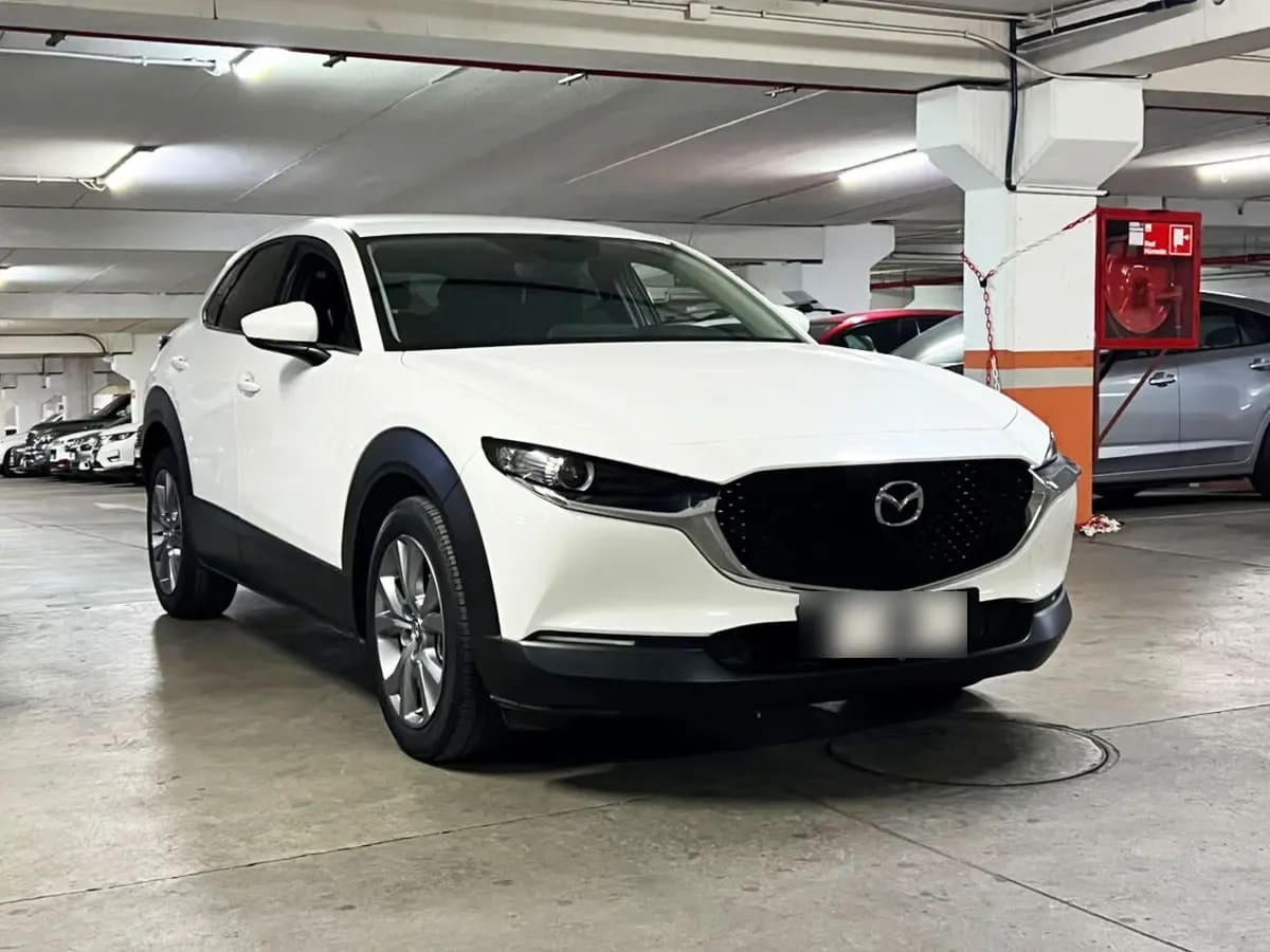 Mazda Cx-30 2.0 Core 2wd 6at 5p año 2025 Mazda Cx-30 2.0 Core 2wd 6at 5p año 2025