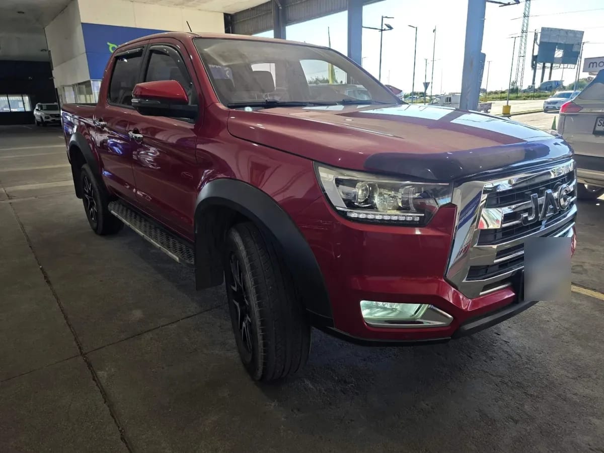 JAC T8 2.0 Advance 4x2 Diesel Mt 4p año 2022 JAC T8 2.0 Advance 4x2 Diesel Mt 4p año 2022