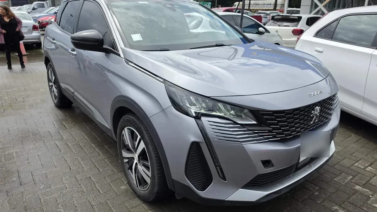 Peugeot 3008 1.2 Active Pack Puretech 4x2 130 Mt6 5p año 2022 Peugeot 3008 1.2 Active Pack Puretech 4x2 130 Mt6 5p año 2022
