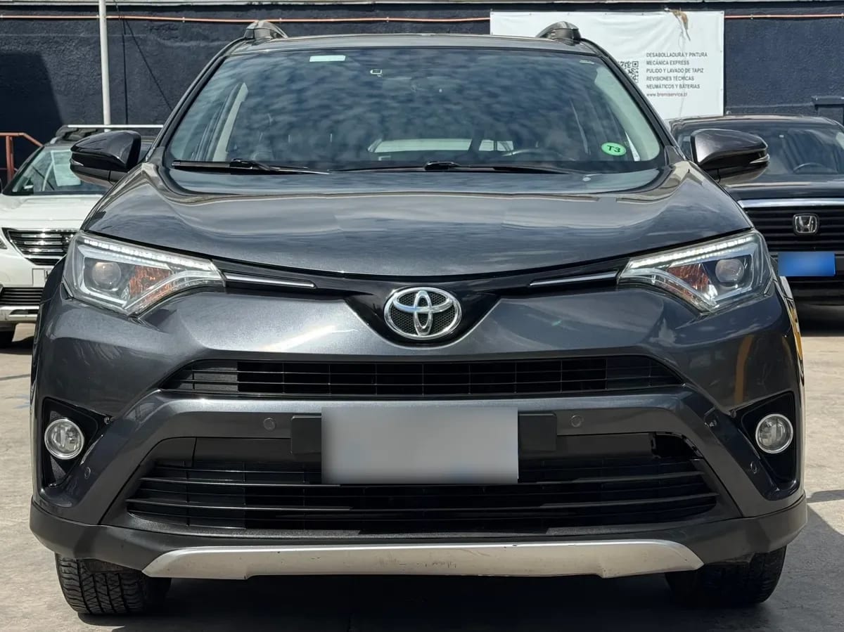 TOYOTA RAV4 2.5 Limited 4x4 At 7ab 734pu3 año 2018 TOYOTA RAV4 2.5 Limited 4x4 At 7ab 734pu3 año 2018