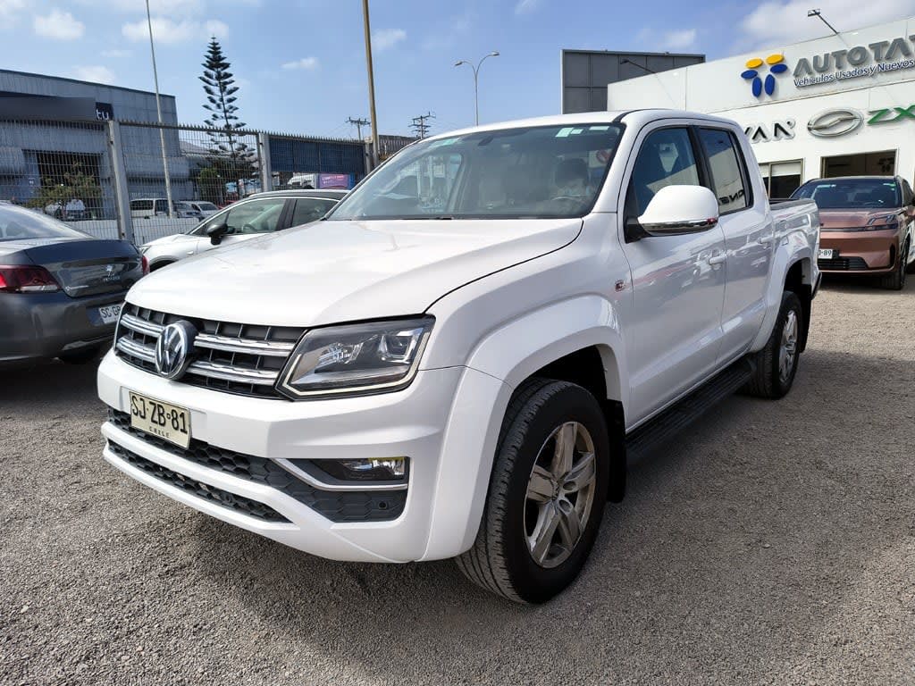 Volkswagen Amarok 2.0 Diesel 4x4 T/a año 2023 Volkswagen Amarok 2.0 Diesel 4x4 T/a año 2023