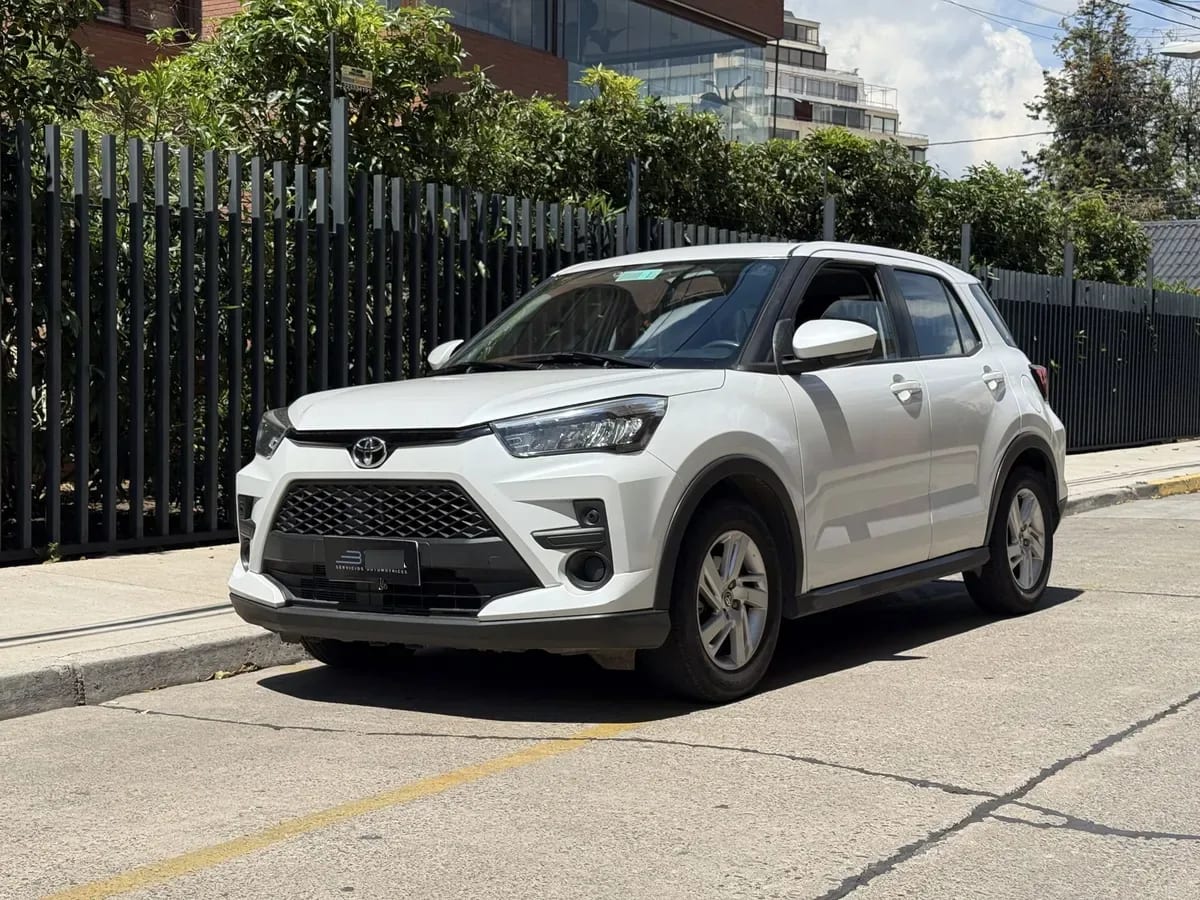 Toyota Raize Cvt 1.2 Aut año 2024 Toyota Raize Cvt 1.2 Aut año 2024