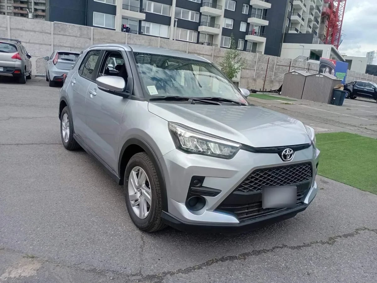 Toyota Raize 1.2 E 4x2 At 5p año 2026