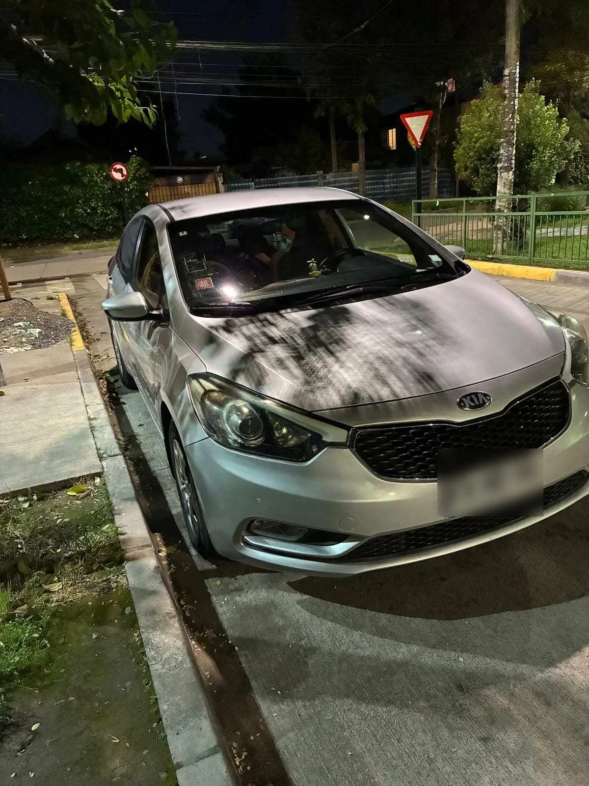KIA MOTORS CERATO 1.6 Sx Dh Ac Dab Mt año 2013 KIA MOTORS CERATO 1.6 Sx Dh Ac Dab Mt año 2013