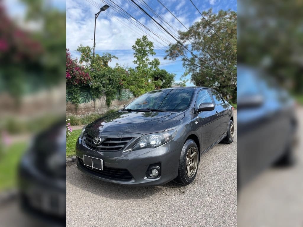Toyota Corolla 1.6 Gli año 2011 Toyota Corolla 1.6 Gli año 2011