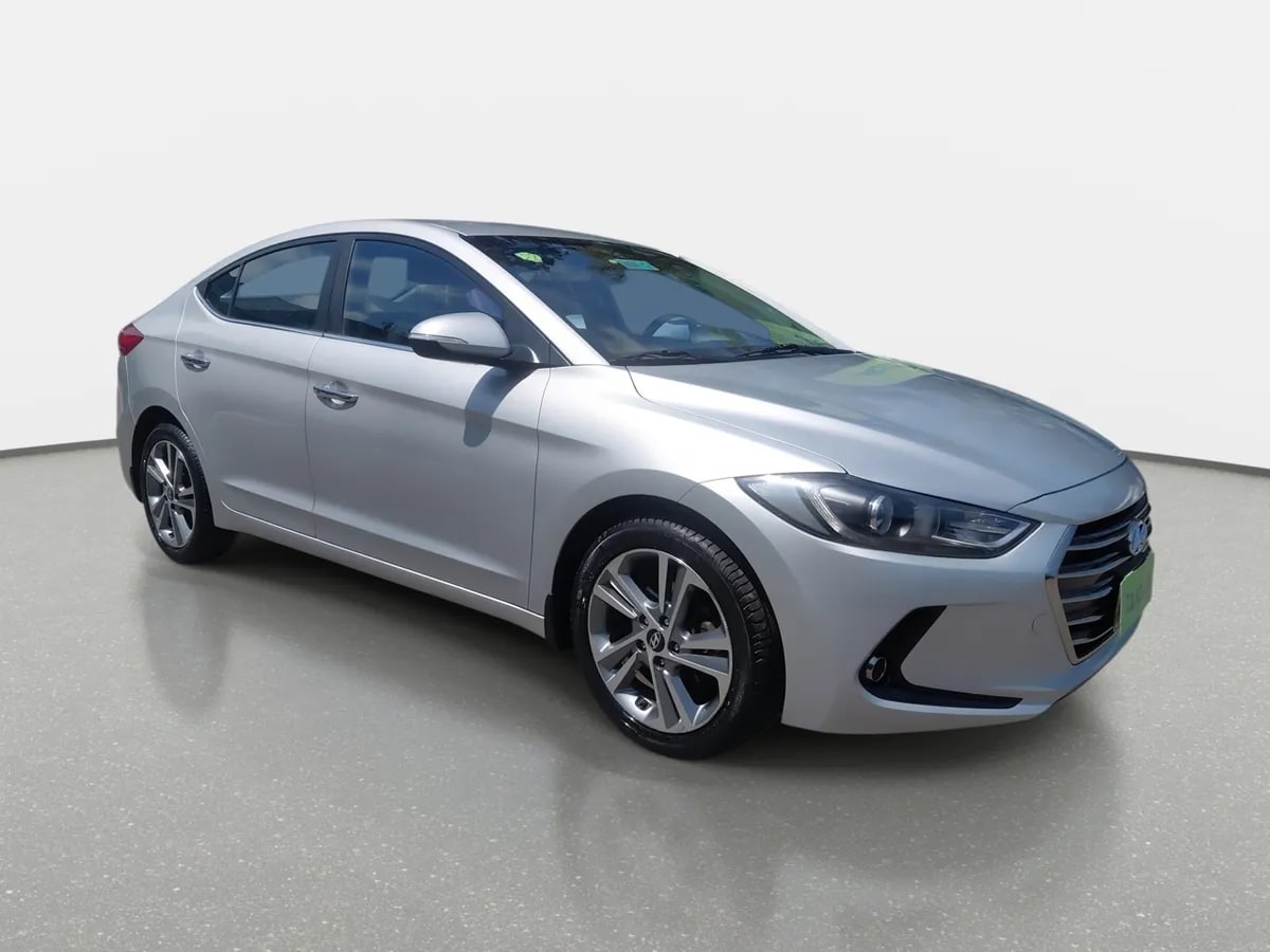 Hyundai Elantra 2.0 Gls 4x2 Ad At 4p año 2016