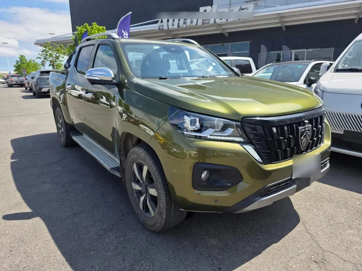 Peugeot Landtrek 2.2 Action4 Mca Diesel 4x4 200hp At 4p año 2026 Peugeot Landtrek 2.2 Action4 Mca Diesel 4x4 200hp At 4p año 2026