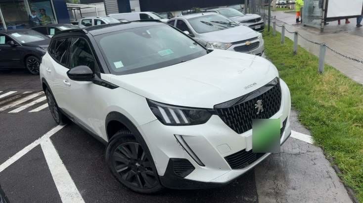 Peugeot 2008 1.5 Gt Line Bluehdi Diesel 130 4x2 Eat8 5p año 2023